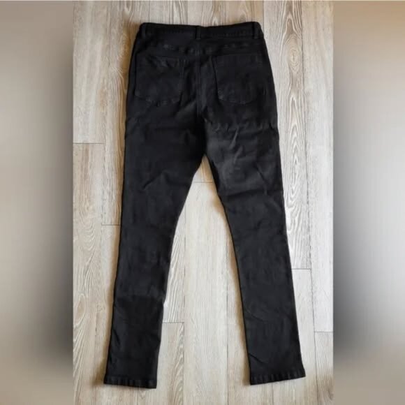 Ravens Cross black skinny jeans from Killstar LARGE buttons with cross pattern - Picture 3 of 5